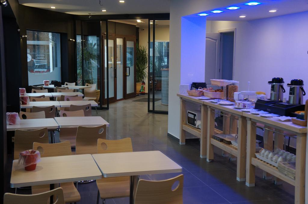 Evergreen Hotel 2*